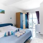 Appartement Awesome In With Wifi *