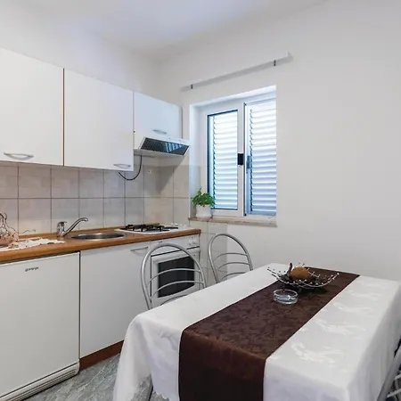 Lejlighed Awesome In With Wifi Duba