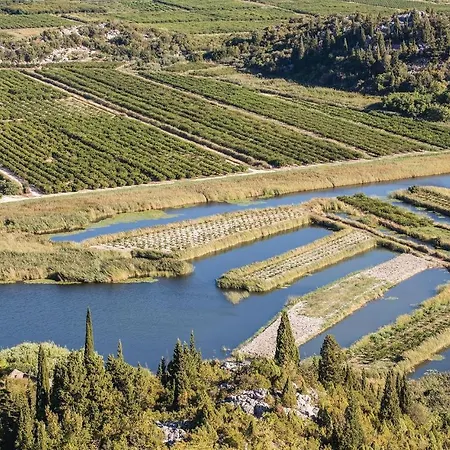 Awesome In With Wifi شقة Duba