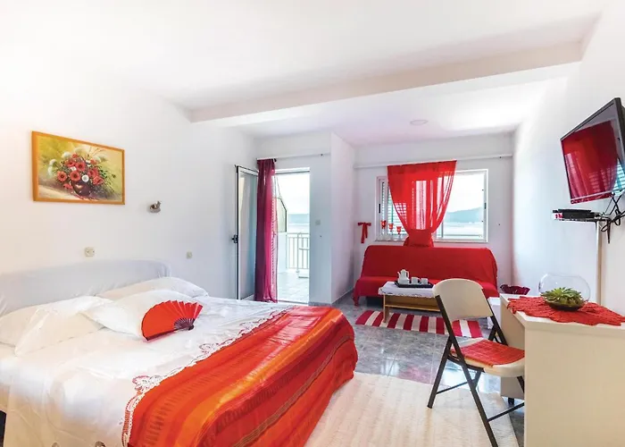 Appartement Awesome In With Wifi Duba