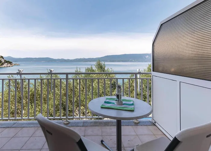 Appartement Awesome In With Wifi